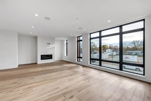 $1,629,900 | 1144 Brookwood Drive, Green Bay, WI 54304