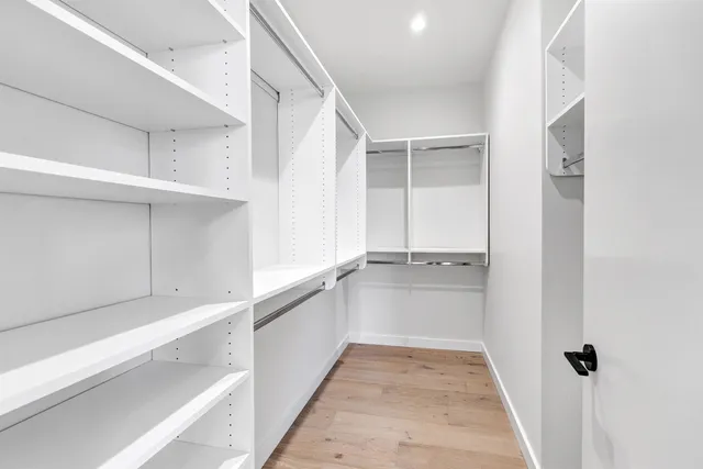 $1,629,900 | 1144 Brookwood Drive, Green Bay, WI 54304