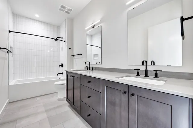 $1,629,900 | 1144 Brookwood Drive, Green Bay, WI 54304