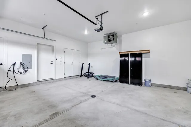 $1,629,900 | 1144 Brookwood Drive, Green Bay, WI 54304