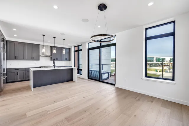 $1,629,900 | 1144 Brookwood Drive, Green Bay, WI 54304