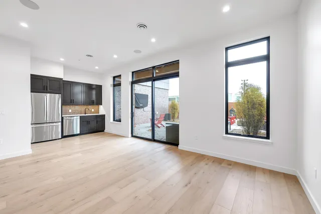 $1,675,000 | 1144 Brookwood Drive, Green Bay, WI 54304