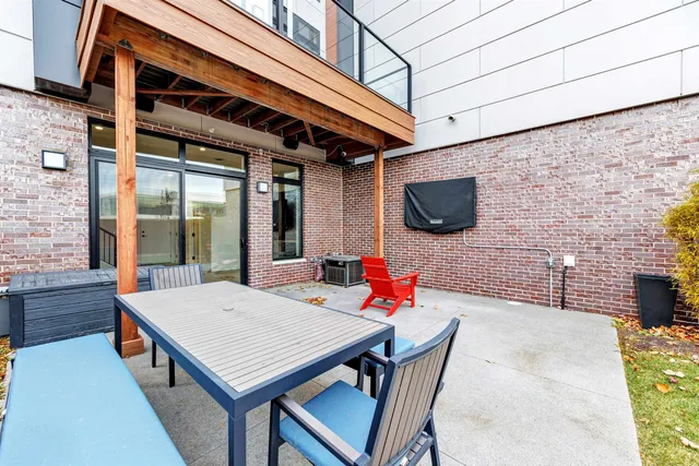 $1,629,900 | 1144 Brookwood Drive, Green Bay, WI 54304