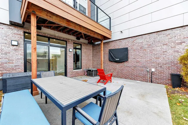 $1,629,900 | 1144 Brookwood Drive, Green Bay, WI 54304