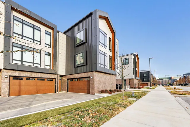 $1,675,000 | 1144 Brookwood Drive, Green Bay, WI 54304