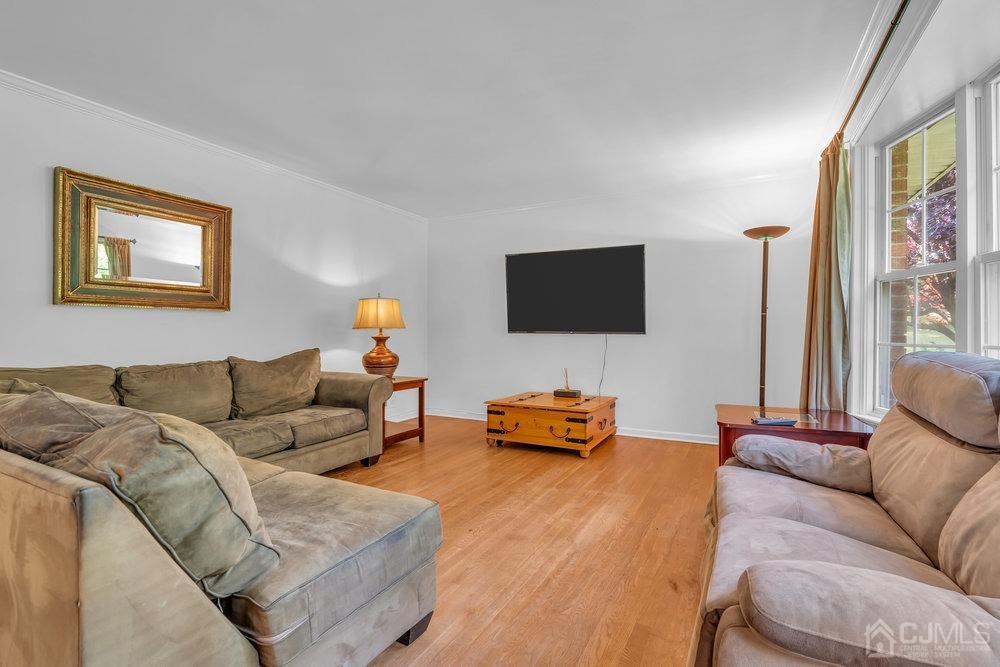 11 Stoney Brook Road Holmdel, NJ 07733 - Photo 10 of 60 Gallery Image 10