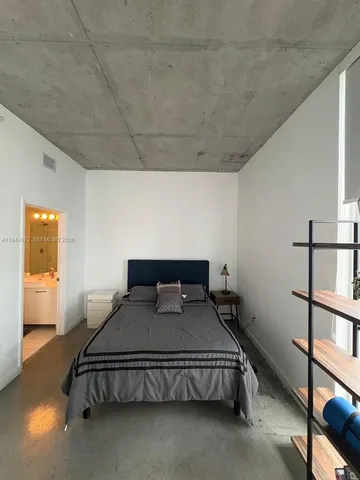 $2,690 | 151 Southeast 1st Street, Unit 3404, Miami, FL 33131