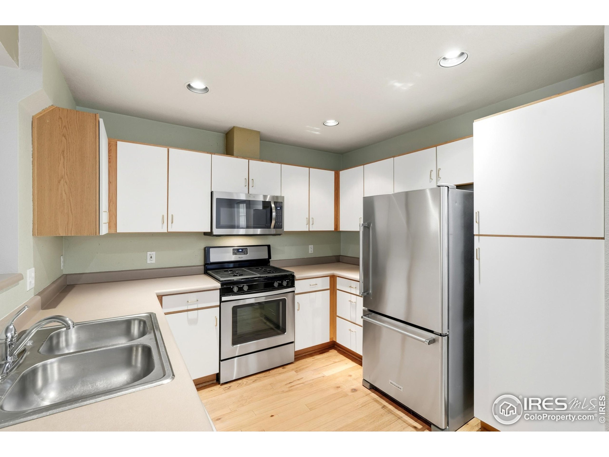 3970 Colorado Avenue, Unit K Boulder, CO 80303 - Photo 16 of 38