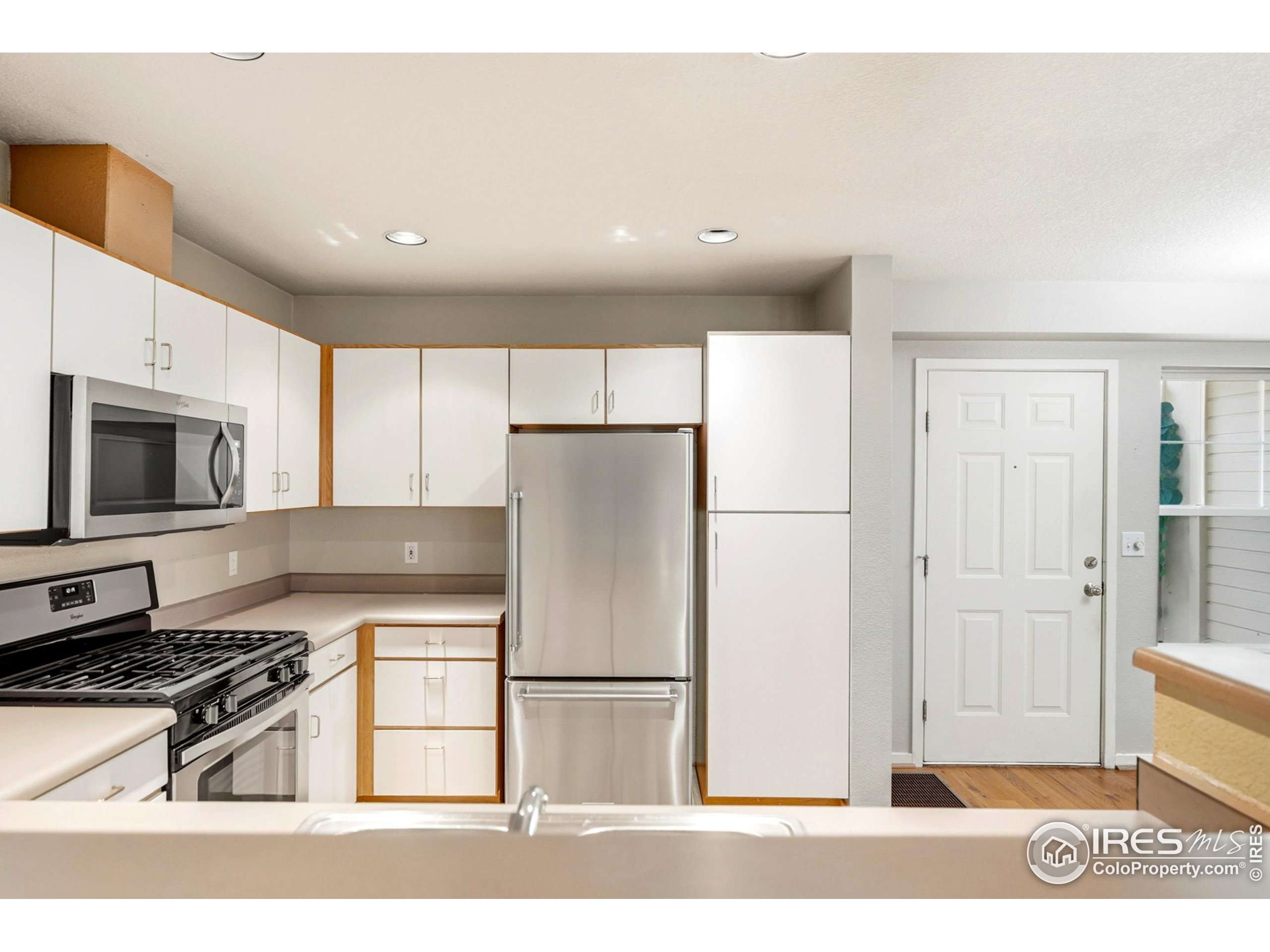 3970 Colorado Avenue, Unit K Boulder, CO 80303 - Photo 17 of 38