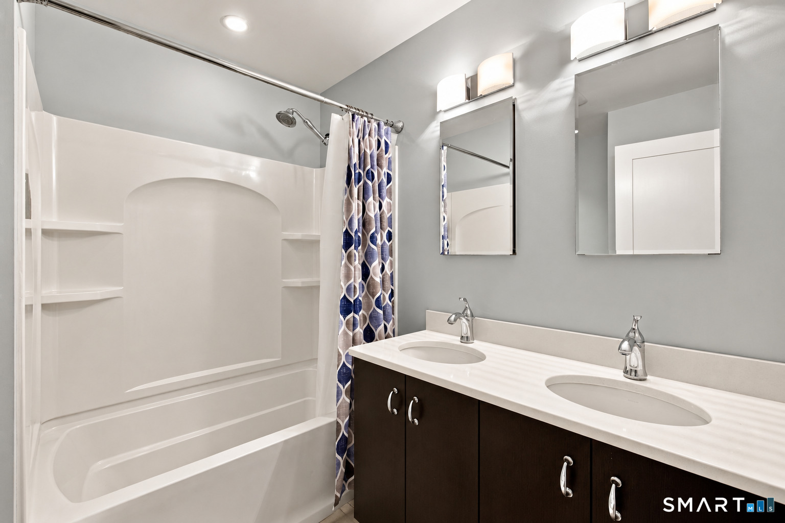 160 Nod Road Simsbury, CT 06070 - Photo 32 of 40 Second floor full bathroom