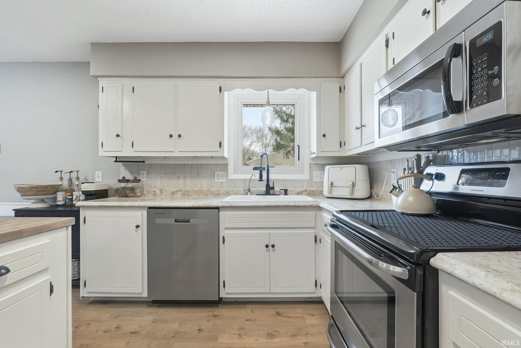 18416 Lima Road Huntertown, IN 46748 - Photo 12 of 36