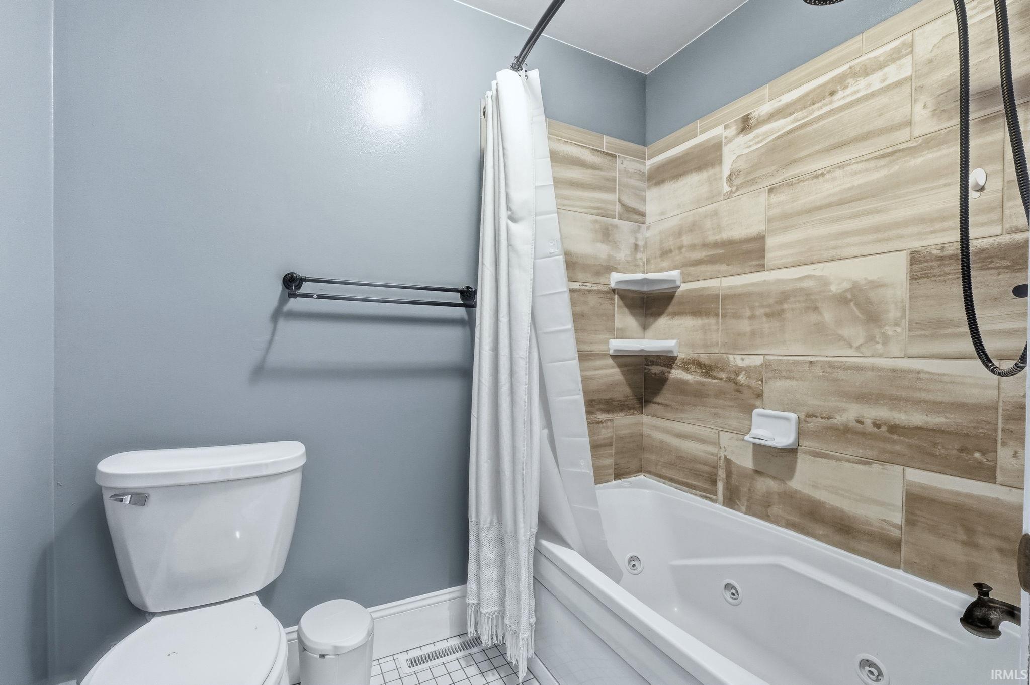 18416 Lima Road Huntertown, IN 46748 - Photo 20 of 36