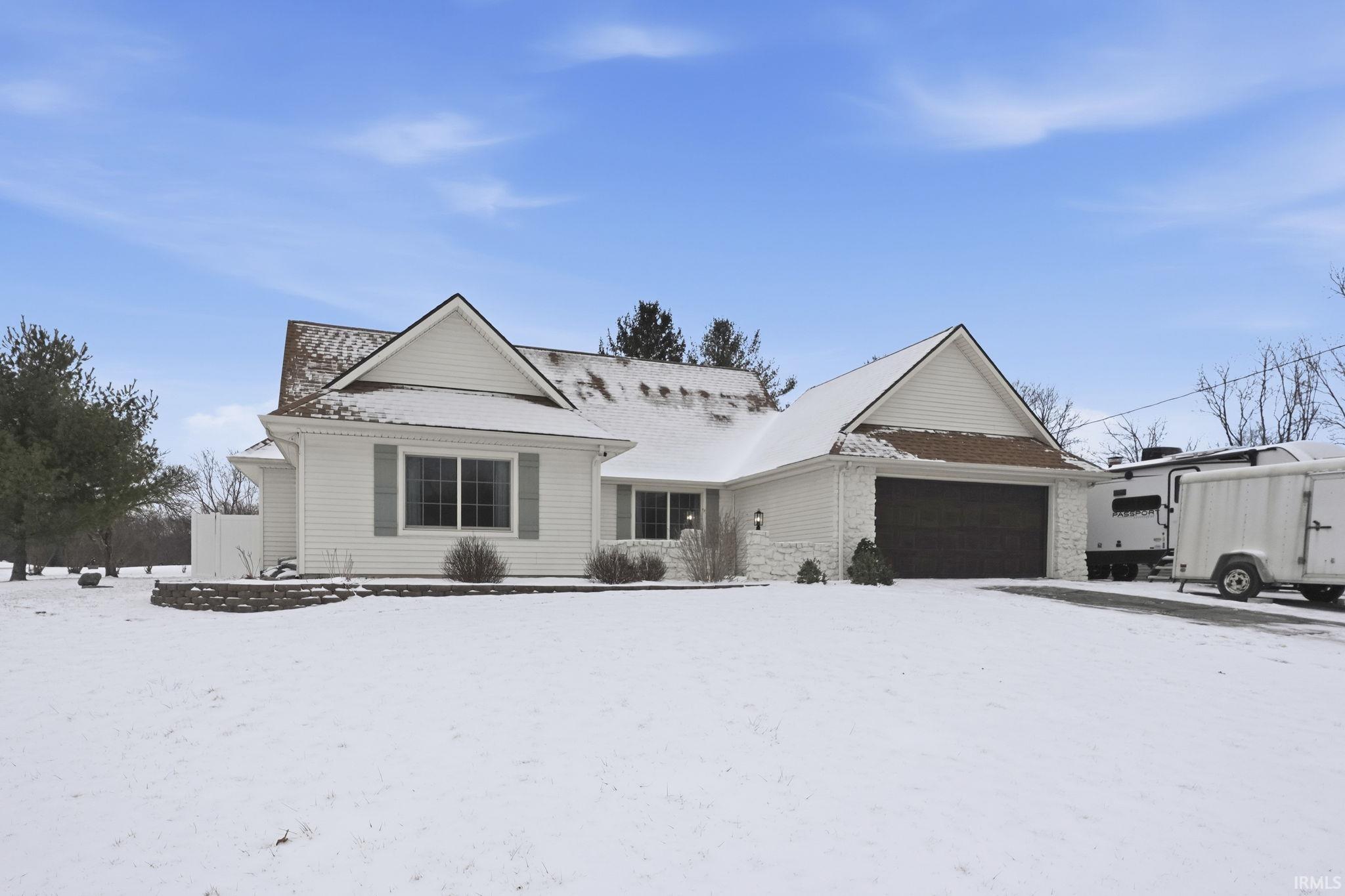 18416 Lima Road Huntertown, IN 46748 - Photo 2 of 36