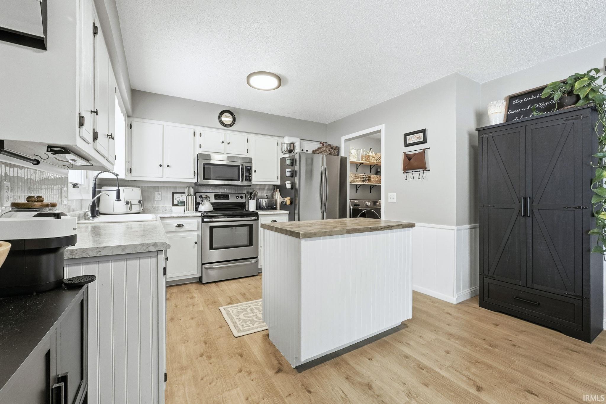 18416 Lima Road Huntertown, IN 46748 - Photo 10 of 36