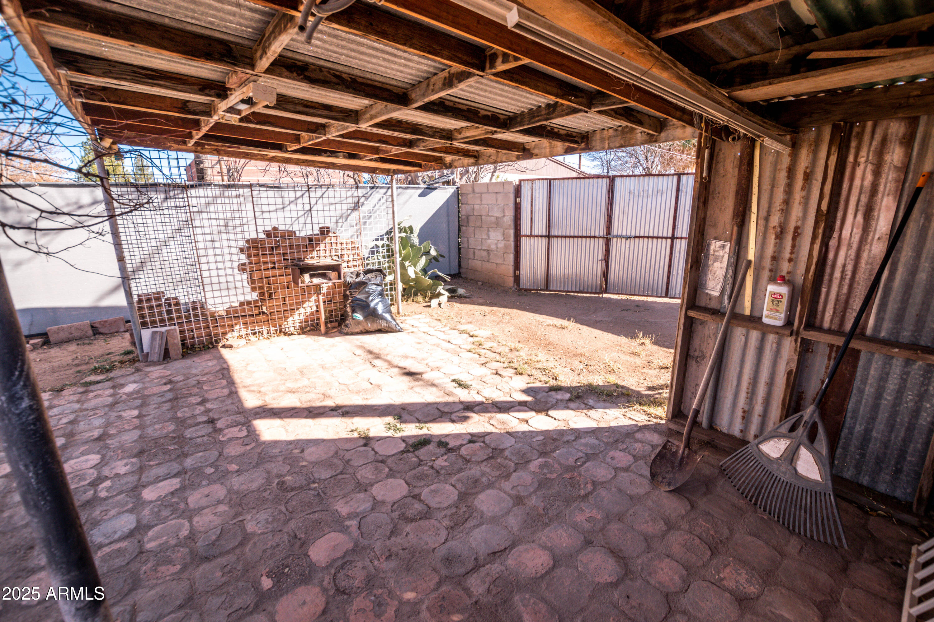 655 East 7th Street Douglas, AZ 85607 - Photo 28 of 30 655 E 7TH ST 01-31-2025 (31)