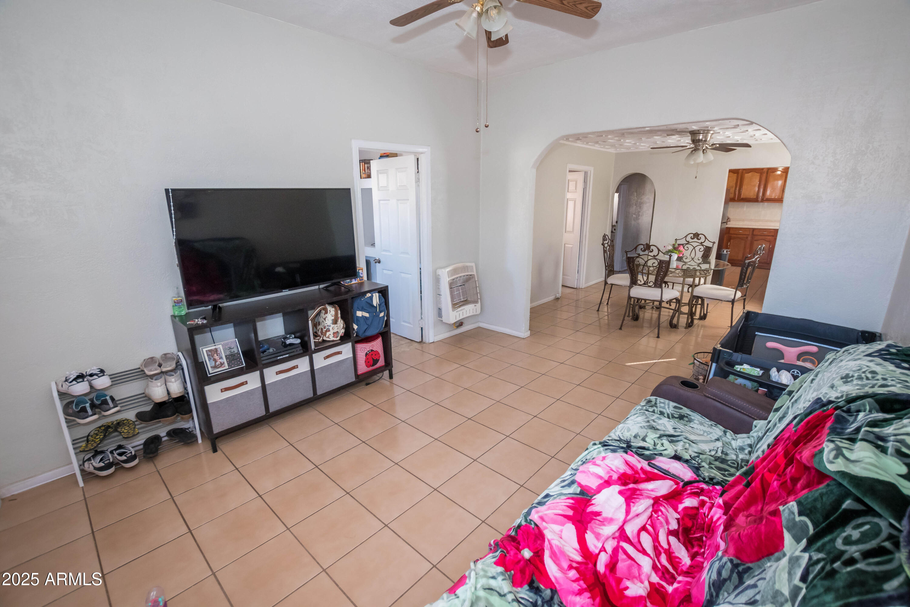655 East 7th Street Douglas, AZ 85607 - Photo 4 of 30 655 E 7TH ST 01-31-2025 (7)