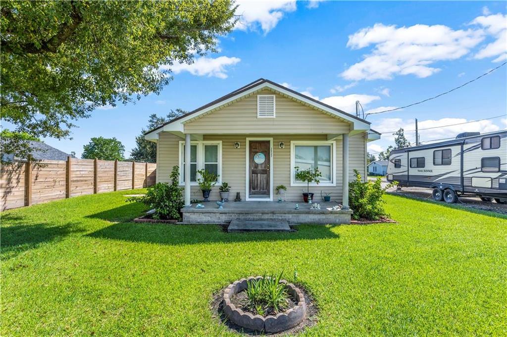 2532 Broussard Road Sulphur, LA 70665 - Photo 1 of 11
