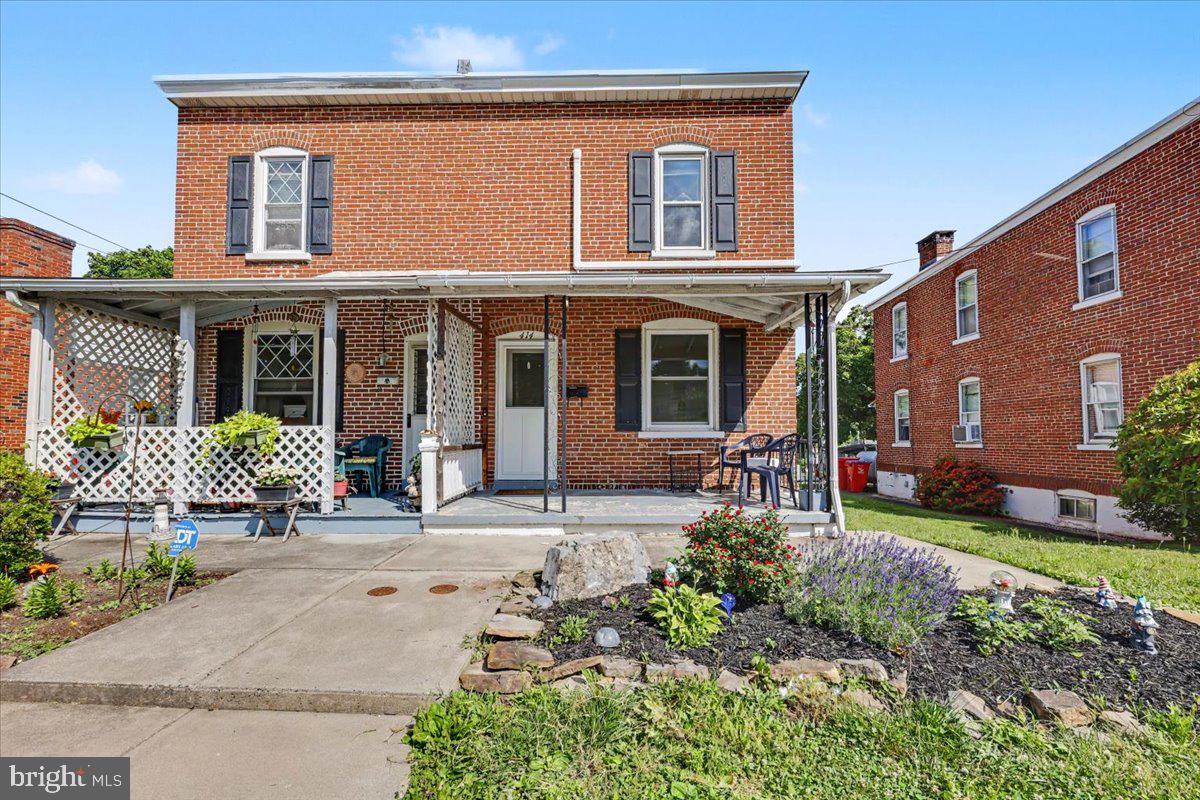 414 Fairview Street Pottstown, PA 19464 - Photo 1 of 40