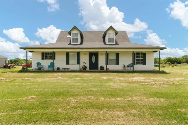 $969,900 | 2600 Dave Angel Road, Burleson, TX 76028