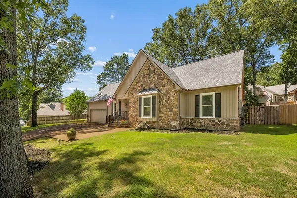 $698,000 | 8970 Farmoor Road, Germantown, TN 38139