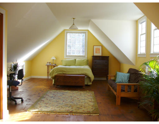 184 North Leverett Road Leverett, MA 01054 - Photo 16 of 17 Gallery Image 16