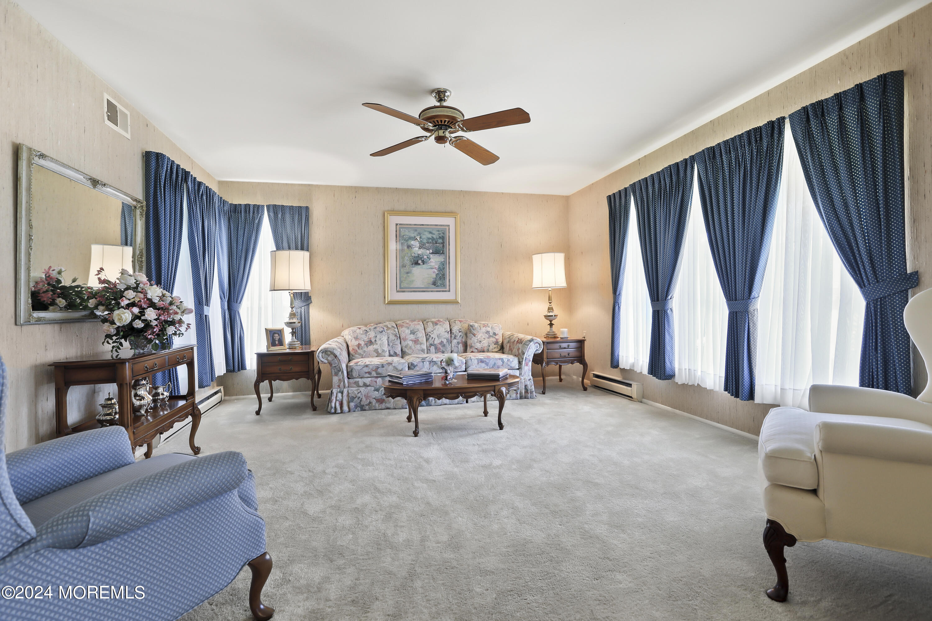 30 Hastings Road Manchester Township, NJ 08759 - Photo 4 of 31 Living Room