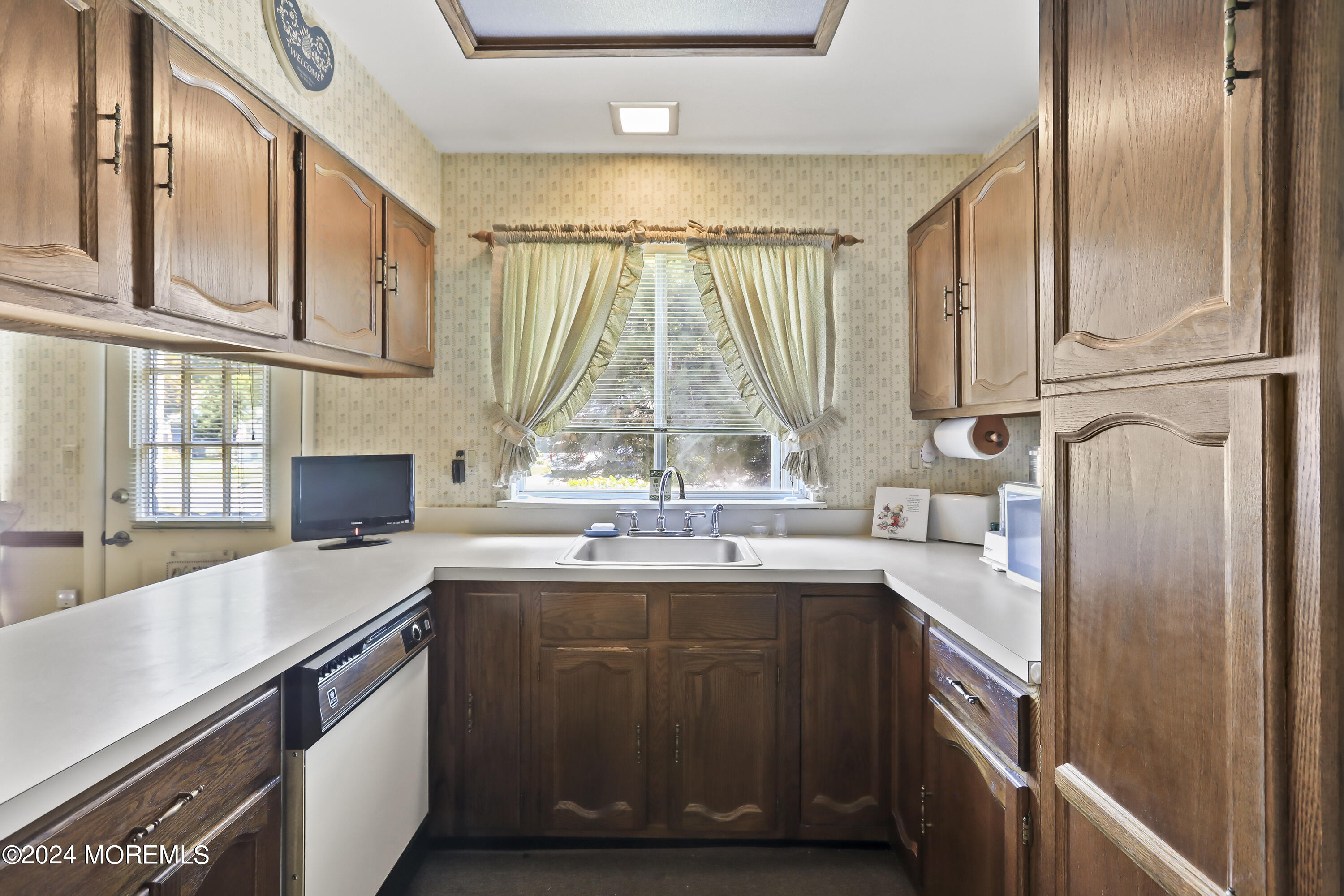 30 Hastings Road Manchester Township, NJ 08759 - Photo 10 of 31 Kitchen