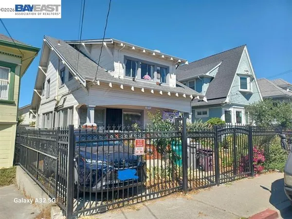 $799,000 | 3873 West Street, Oakland, CA 94608