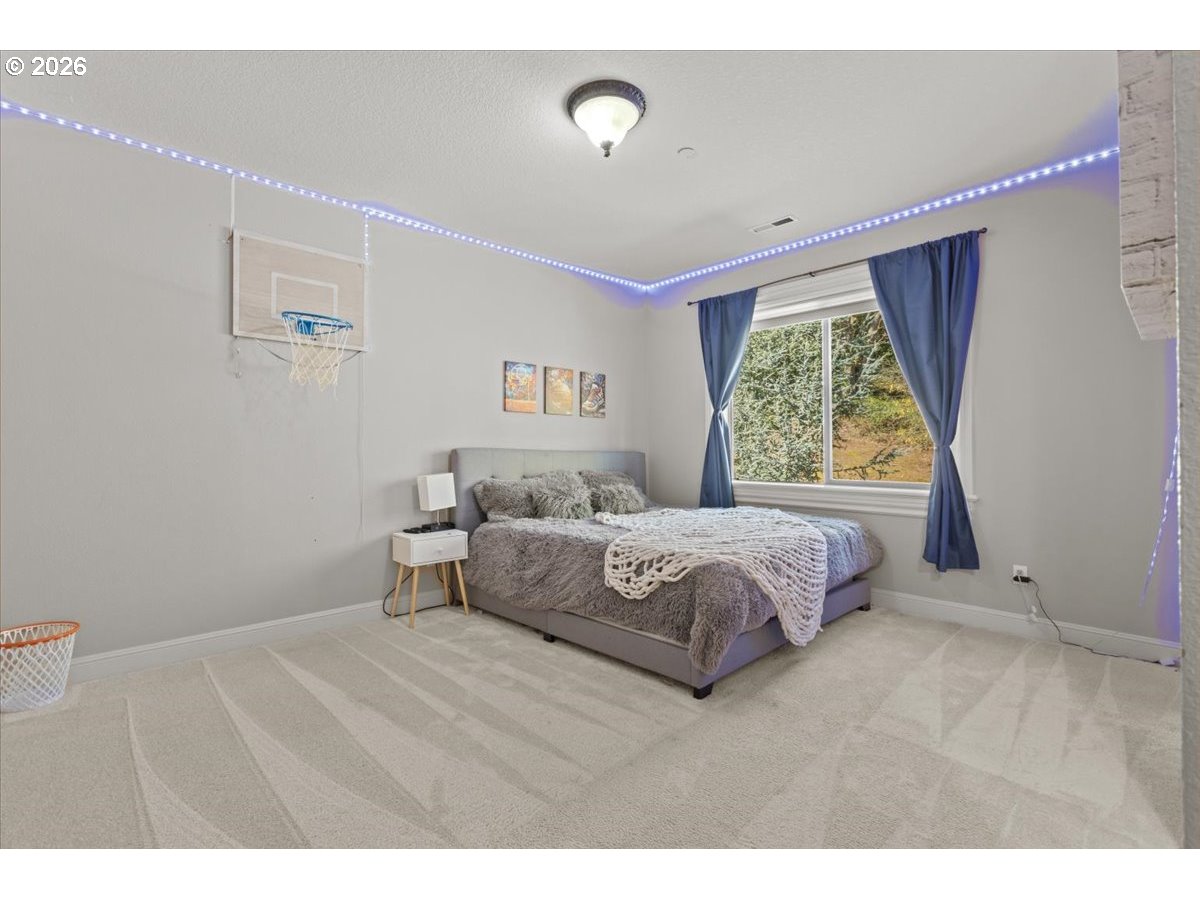 1931 Northwest 7th Avenue Camas, WA 98607 - Photo 38 of 47