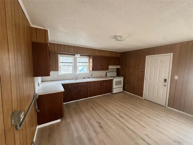 $1,050 | 513 Cedar Street, Clyde, TX 79510