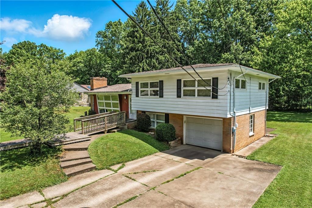 469 Koonce Road Hermitage, PA 16148 - Photo 3 of 38 Gallery Image 3