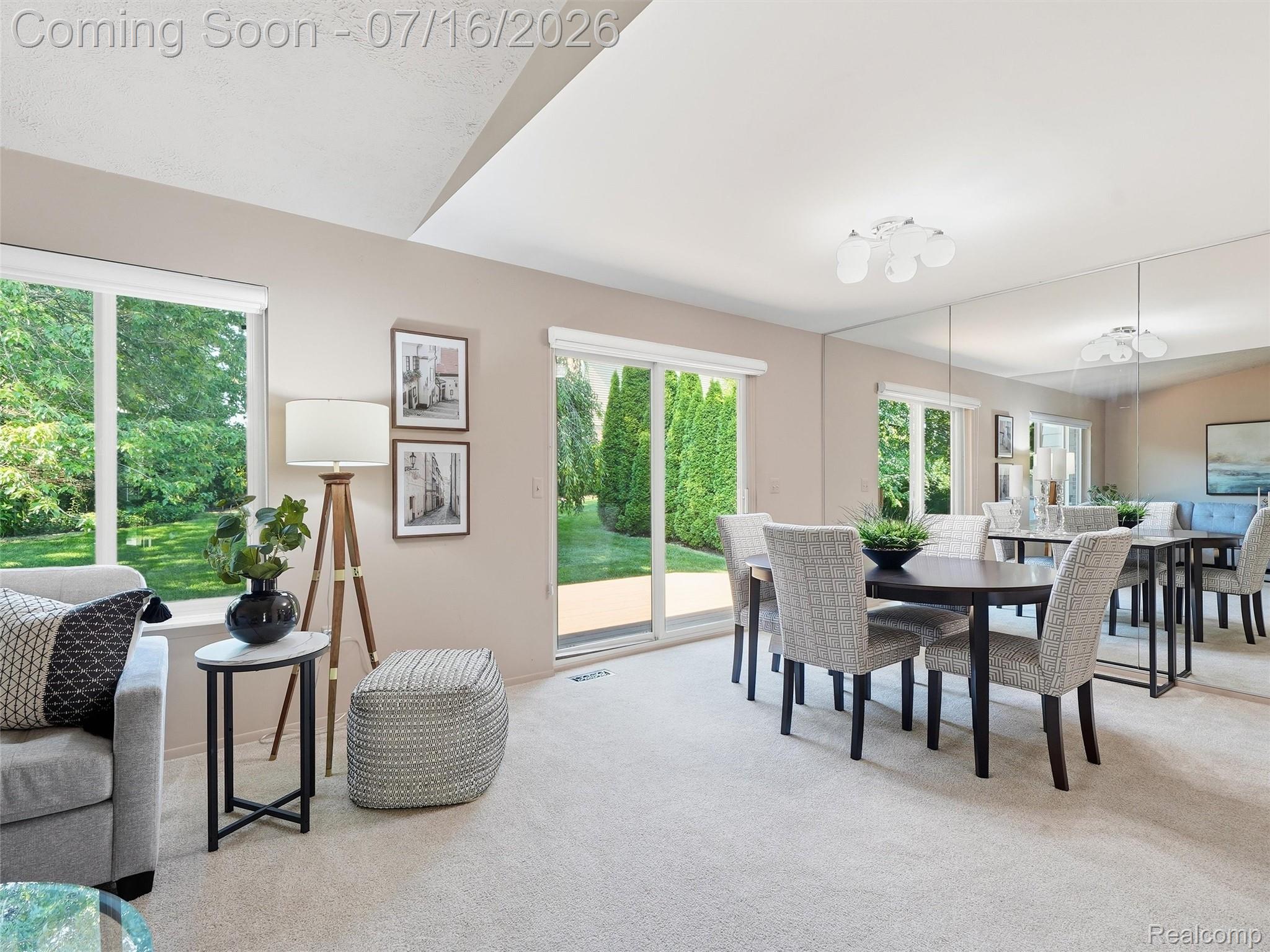 3056 Rolling Green Circle South Rochester, MI 48309 - Photo 9 of 45 17-DSC04384.jpg