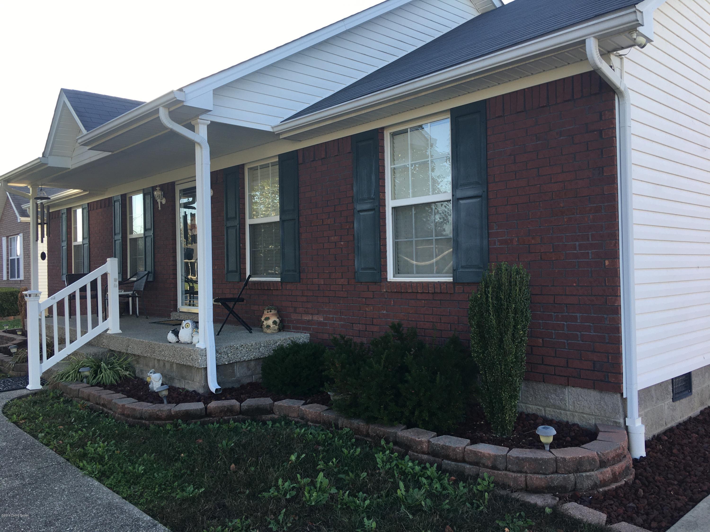 159 Madison Rae Boulevard Shepherdsville, KY 40165 - Photo 3 of 22 159 Madison 3