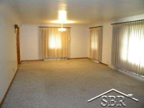 4975 Waltan Road Vassar, MI 48768 - Photo 9 of 13 20097203-8.JPG