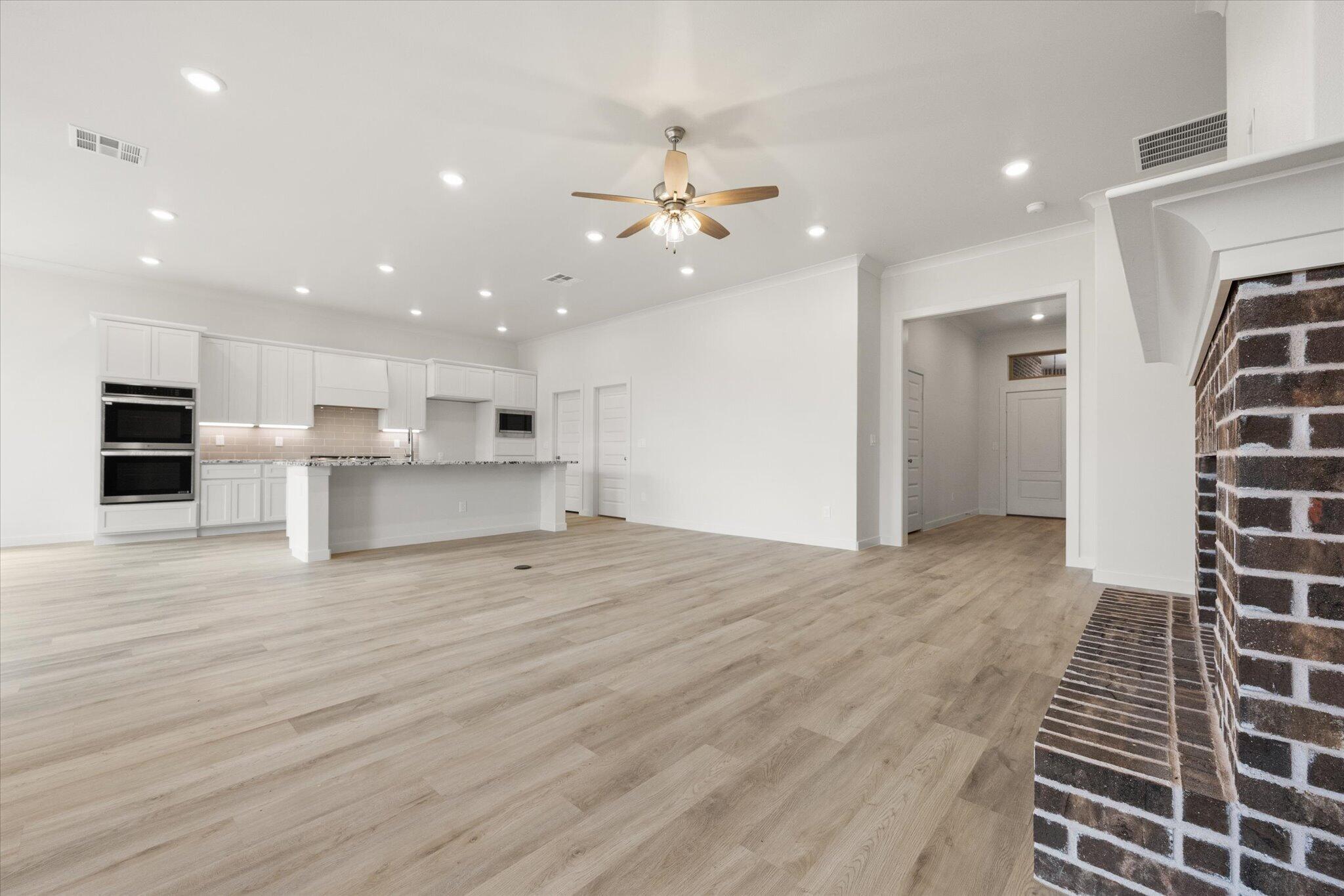 2902 Ranch Avenue Wolfforth, TX 79382 - Photo 7 of 30 11-2902 Ranch_5688