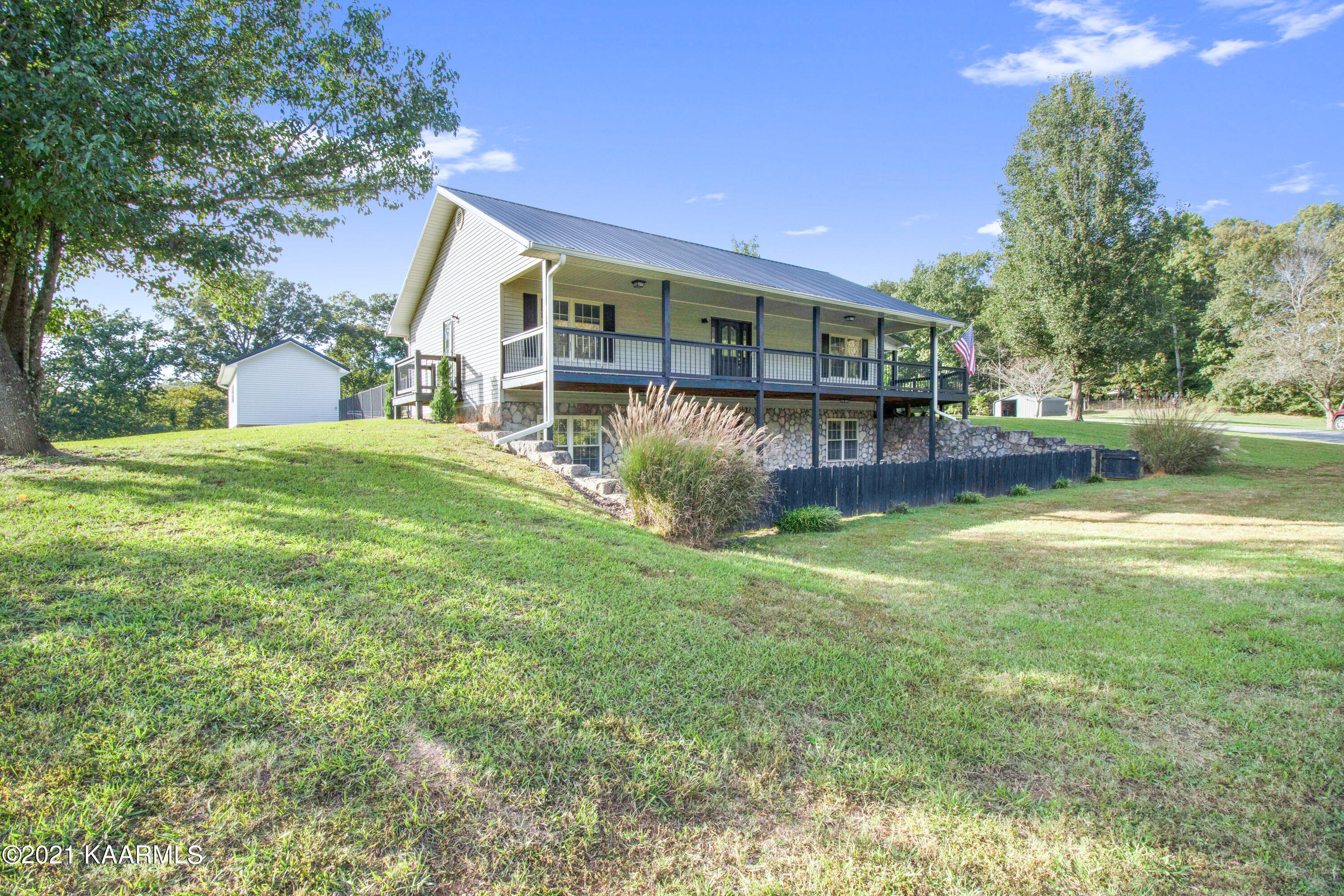 5241 Highway 30 Decatur, TN 37322 - Photo 14 of 60 5421 State Hwy. 30 W-54