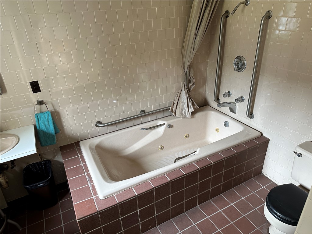 590 Ten Rod Road Exeter, RI 02822 - Photo 13 of 28