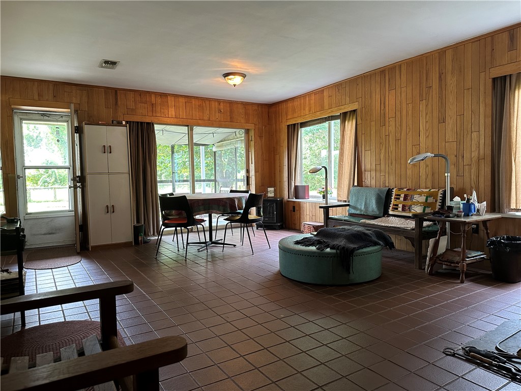 590 Ten Rod Road Exeter, RI 02822 - Photo 6 of 28