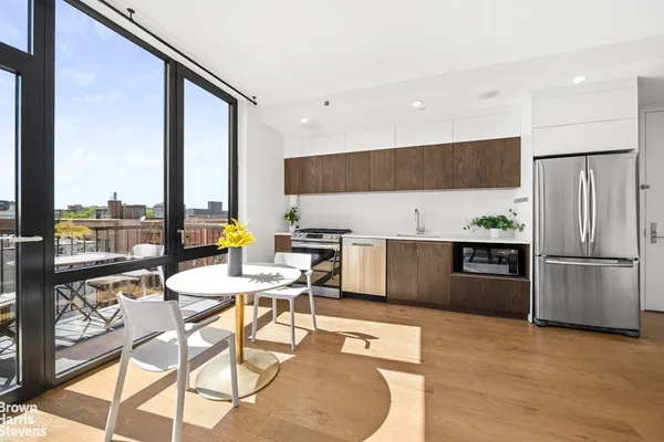 $650,000 | 2100 Bedford Avenue, Unit 8J | Flatbush