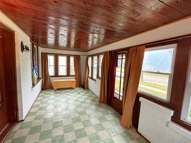 $119,500 | 1121 East Main Street, Streator, IL 61364