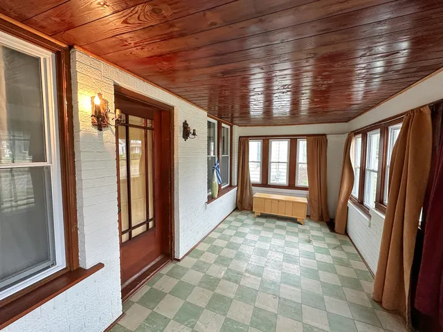 $119,500 | 1121 East Main Street, Streator, IL 61364