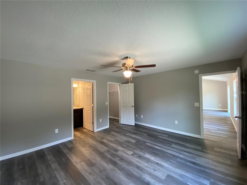 15931 Southwest 57th Terrace Road Ocala, FL 34473 - Photo 14 of 29