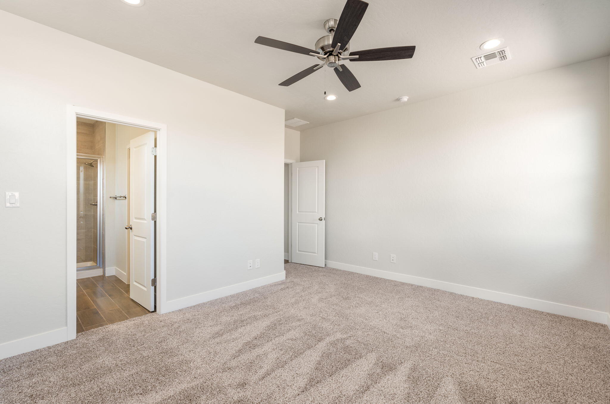 6932 Sydney Drive Northeast Rio Rancho, NM 87144 - Photo 13 of 27 Gallery Image 13