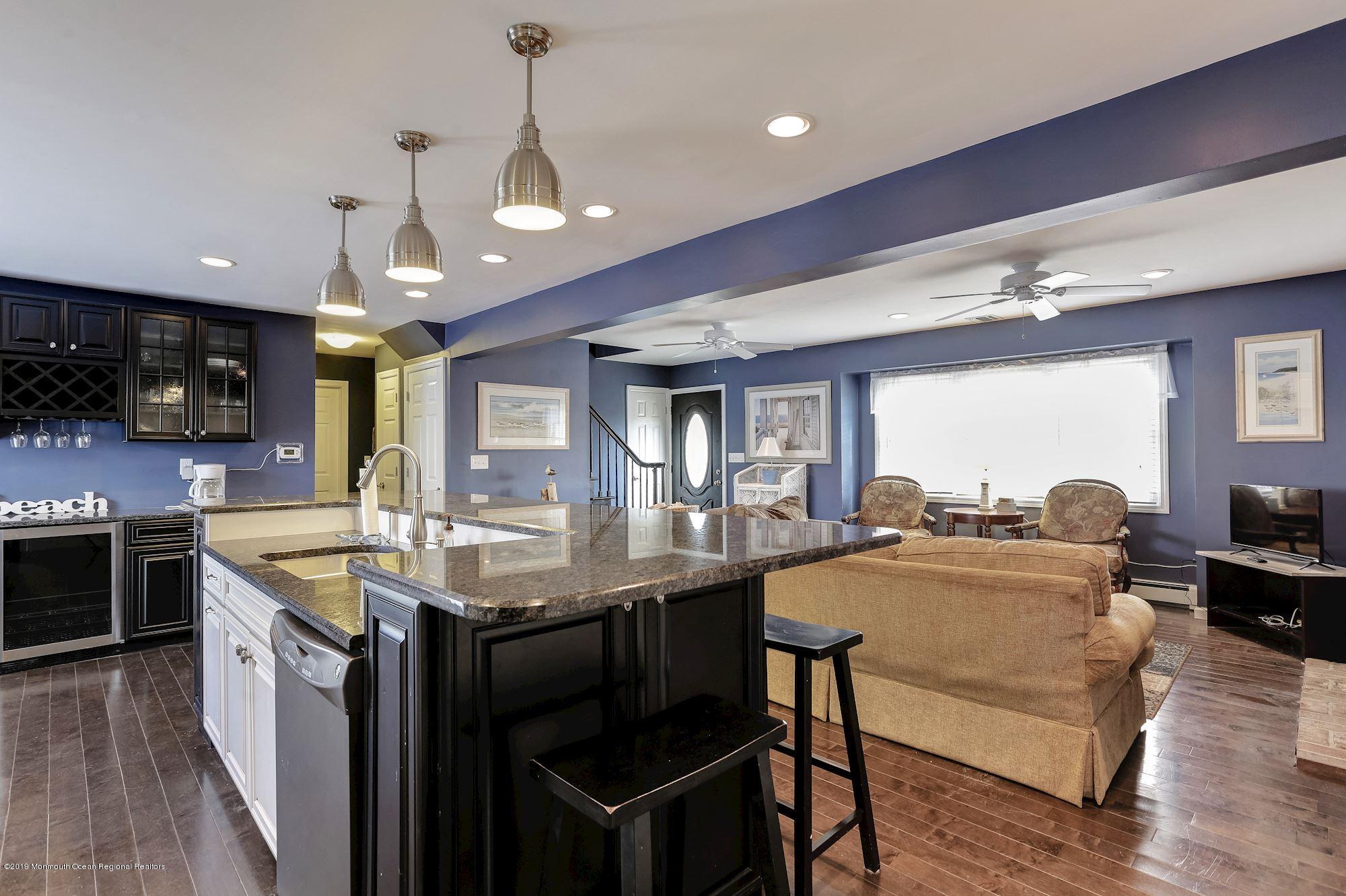 200 Heron Road Lavallette, NJ 08735 - Photo 8 of 23 024_200_Heron_Rd_253396_403281