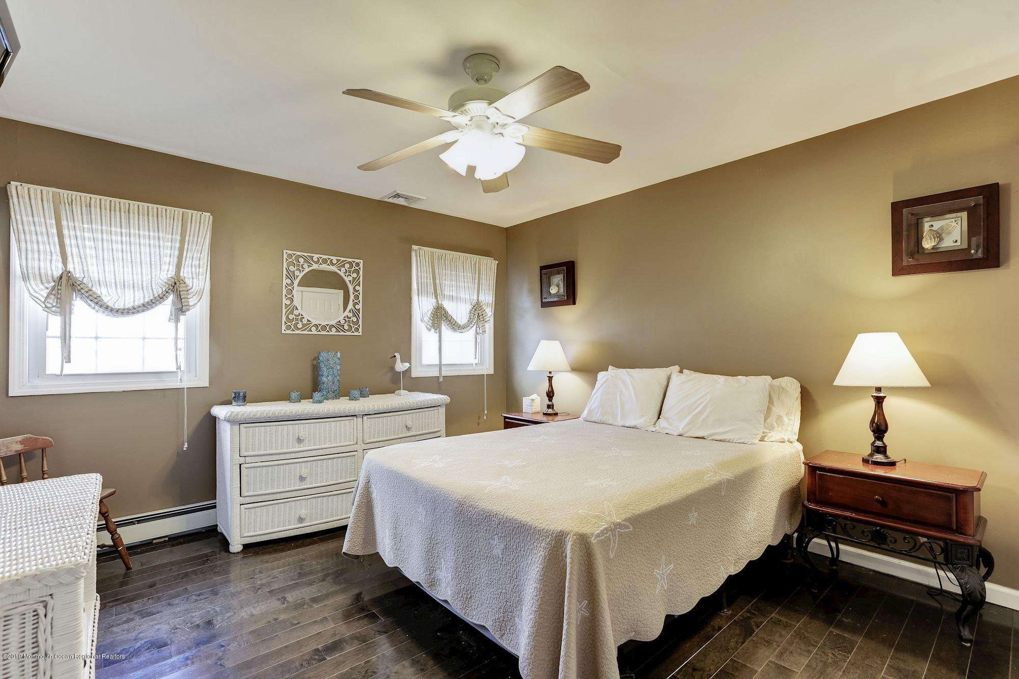 200 Heron Road Lavallette, NJ 08735 - Photo 9 of 23 026_200_Heron_Rd_253396_403281