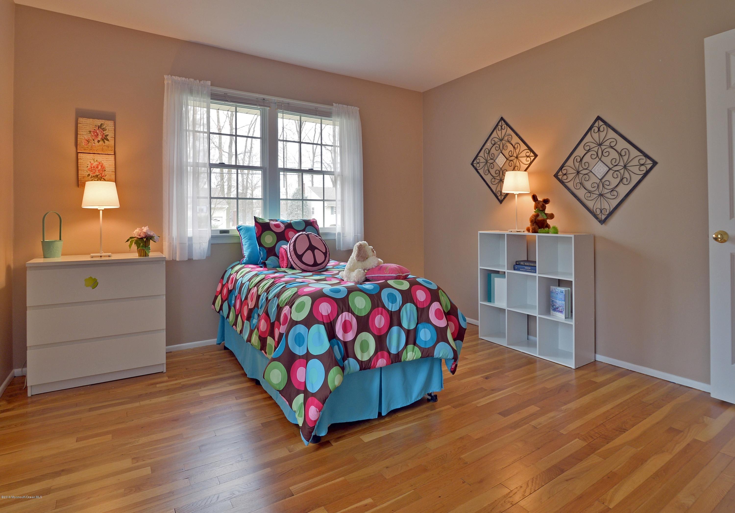 18 Chestnut Ridge Road Holmdel, NJ 07733 - Photo 16 of 24 Second Bedroom