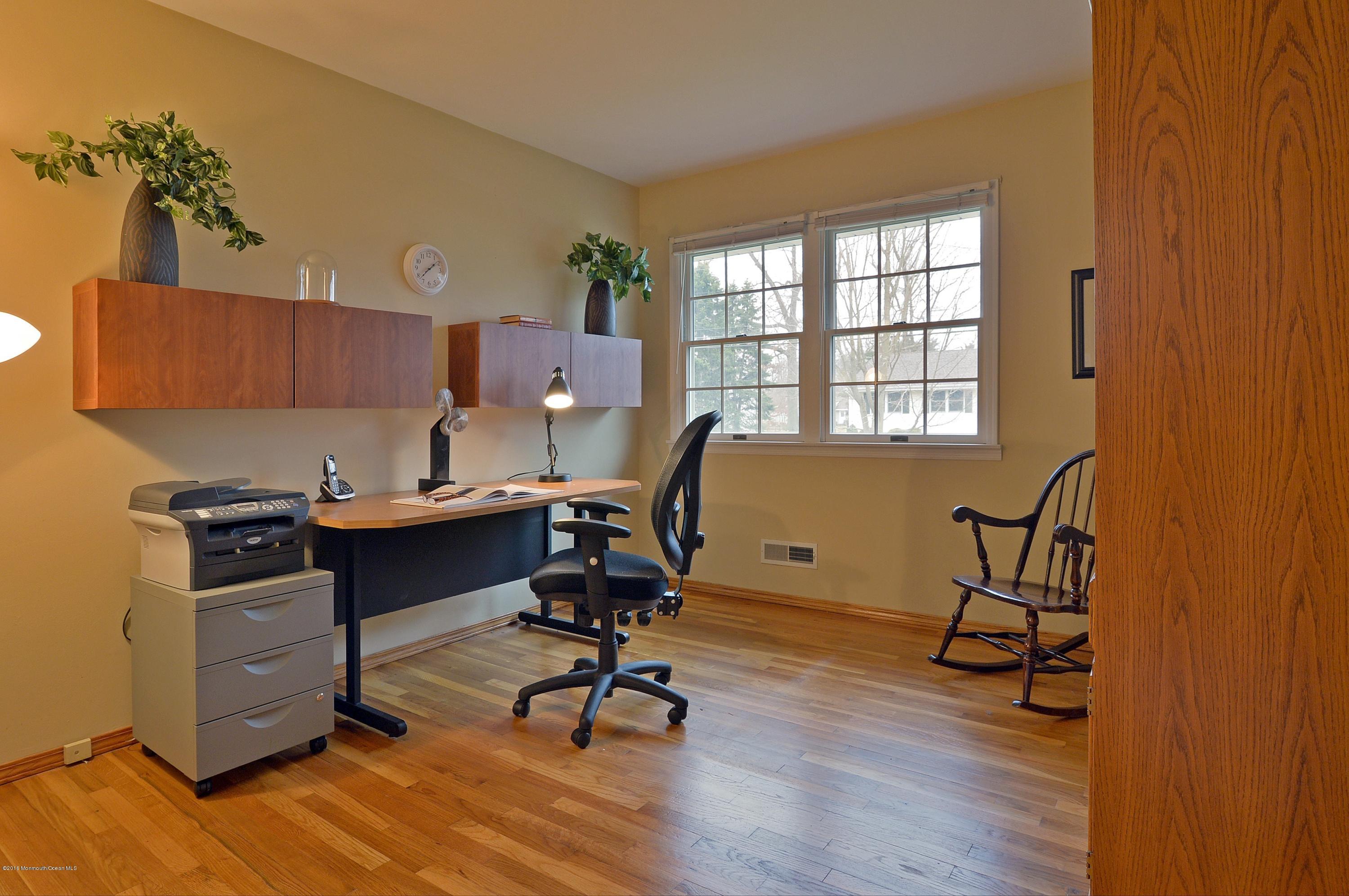 18 Chestnut Ridge Road Holmdel, NJ 07733 - Photo 17 of 24 Third Bedroom
