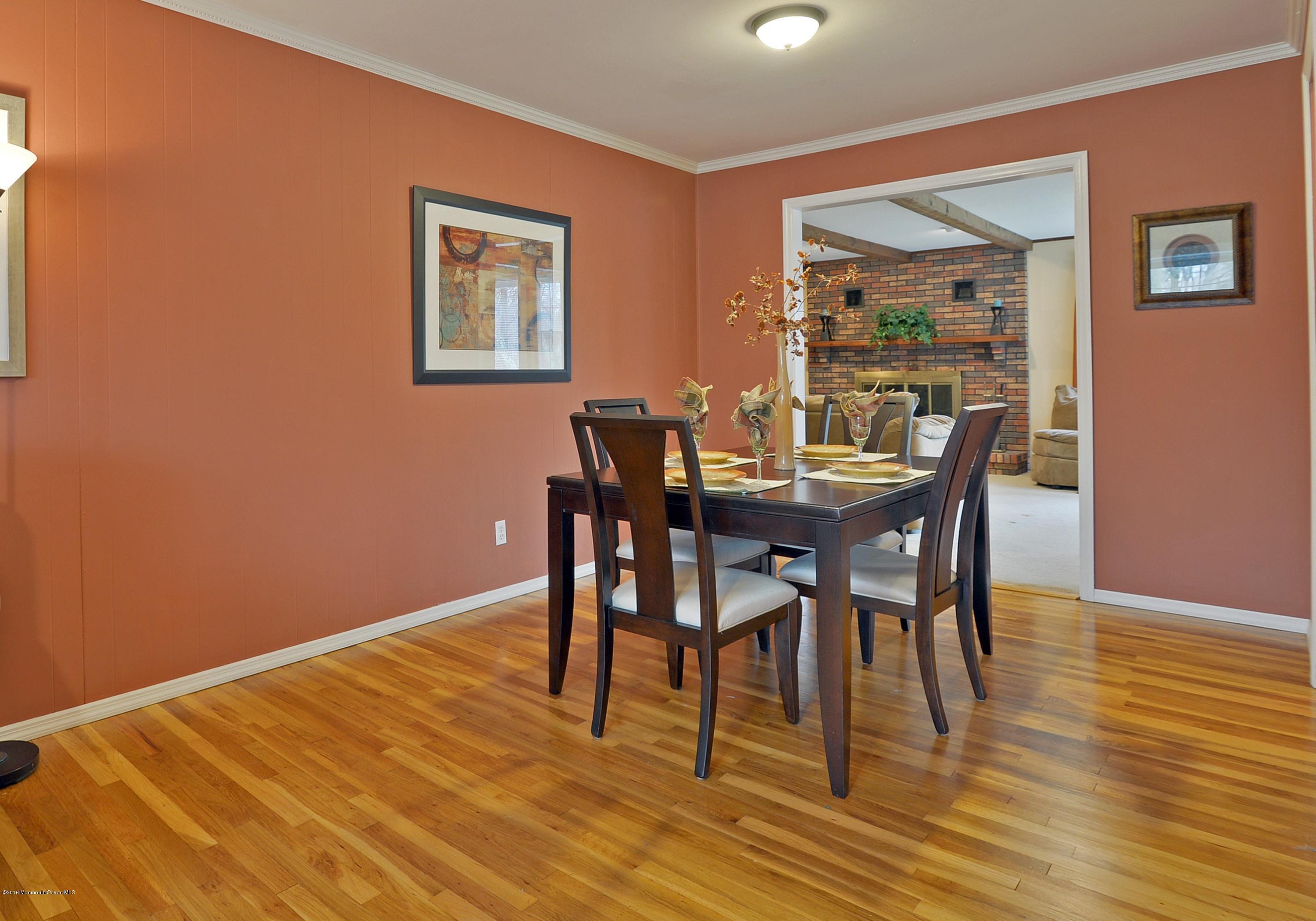 18 Chestnut Ridge Road Holmdel, NJ 07733 - Photo 5 of 24 Dining Room