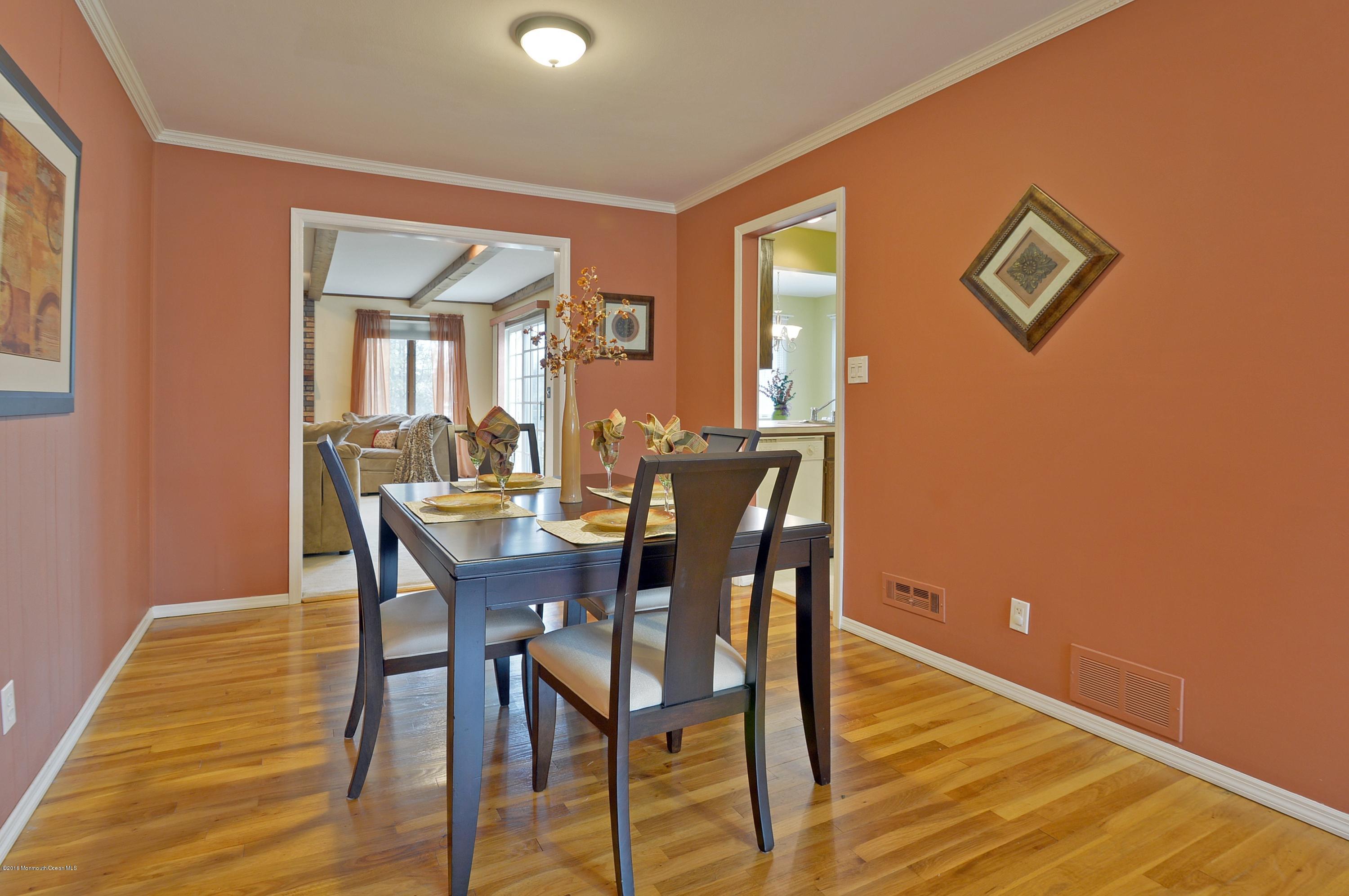 18 Chestnut Ridge Road Holmdel, NJ 07733 - Photo 6 of 24 Dining Room