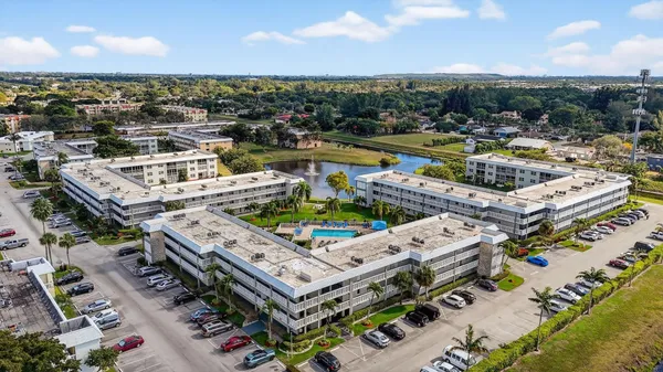 $129,900 | 9872 Marina Boulevard, Unit 1433, Boca Raton, FL 33428